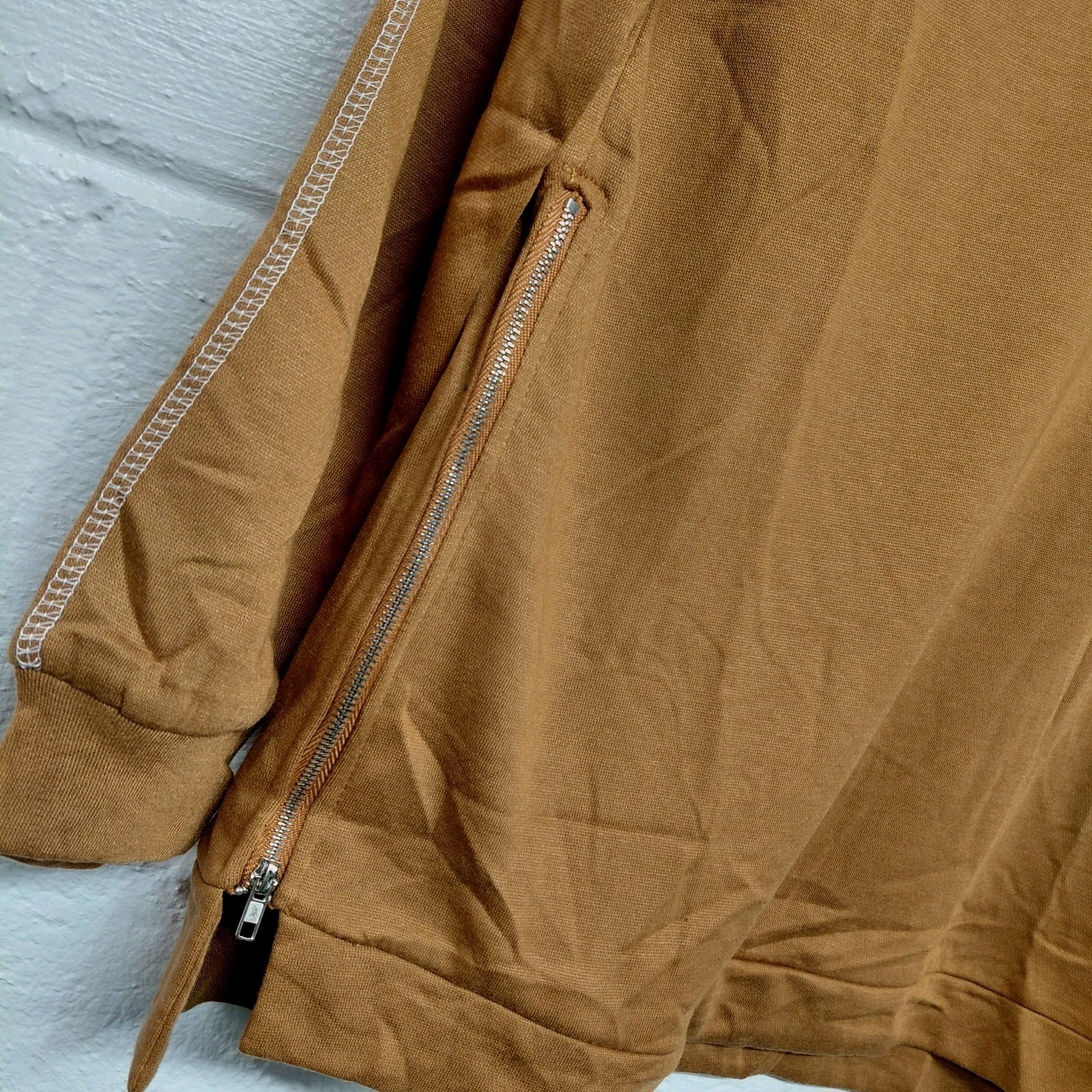 Zeagoo Long Sleeve Crew Top Carmel Brown Side Zip Stretchy Womens Medium Shirt — image 4 of 8